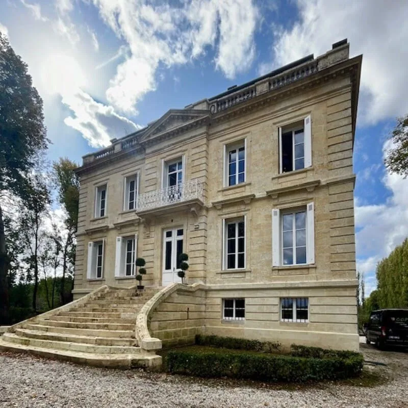 chateau beautirannouvelles fenetres at fermetures