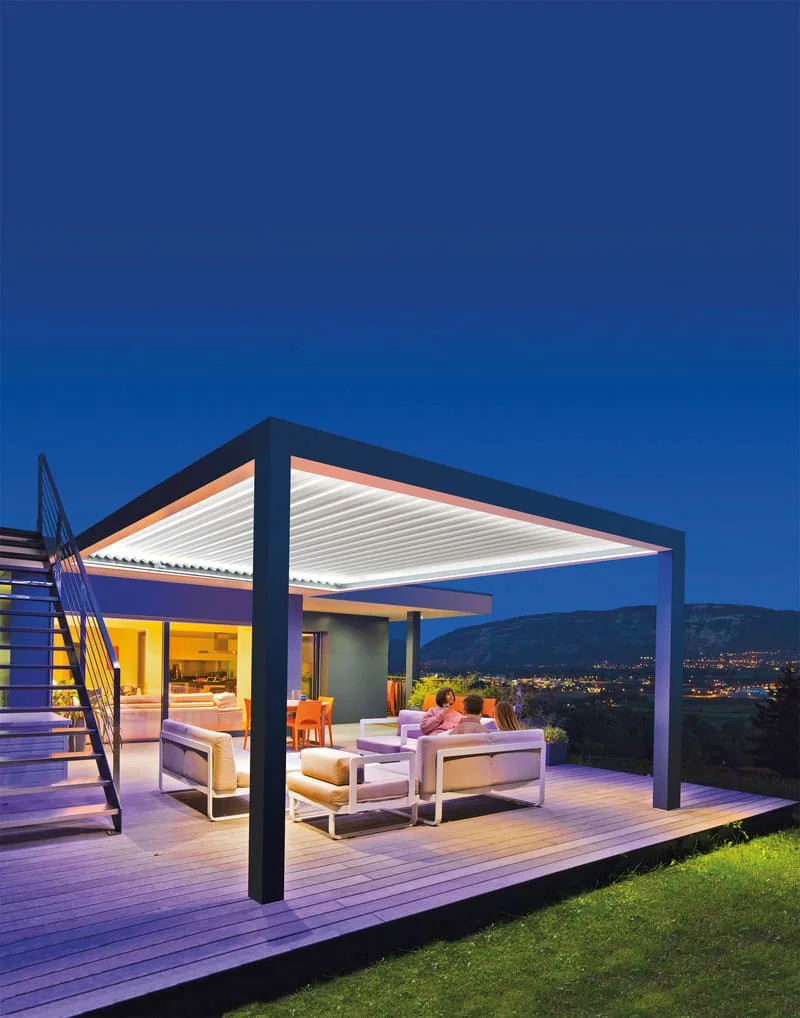 pergola nuit éclairée at fermetures