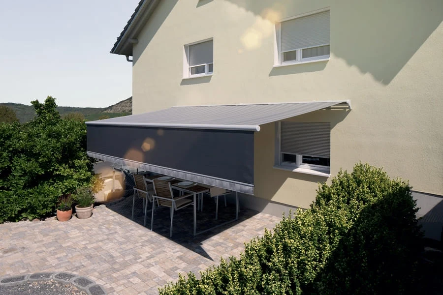 store banne gris at fermetures
